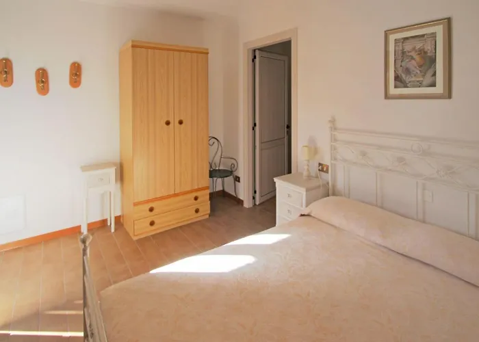 Apartamento Adalgisa-4 By Interhome